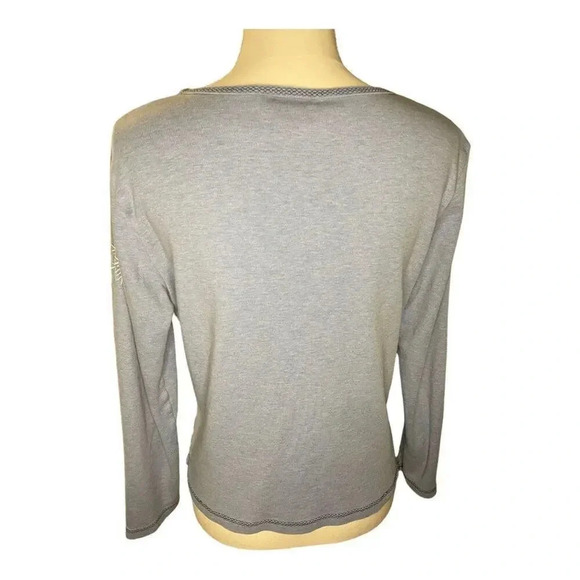 Talbots Women’s Medium Light Blue Long Sleeved Tee With Snowflakes ❄️ - Picture 4 of 5